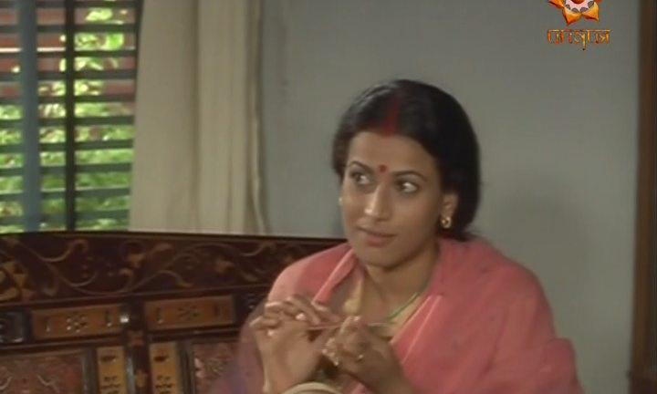 Кадр из фильма Мать земли / Hazaar Chaurasi Ki Maa (1998)