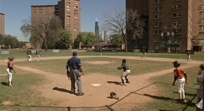 Кадр из фильма Хардбол / Hard Ball (2002)