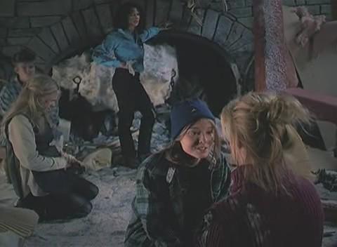 Кадр из фильма Погребенные лавиной / Trapped: Buried Alive (2002)