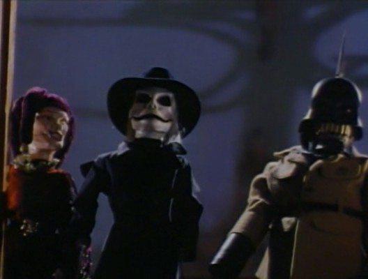 Кадр из фильма Проклятие хозяина марионеток (Повелитель кукол 6) / Curse of the Puppet Master (1998)