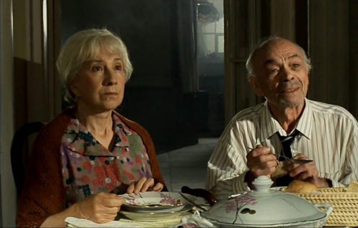 Кадр из фильма Жизнь забавами полна (2002)