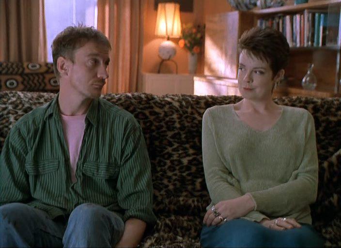 Кадр из фильма Разведенный Джек / Divorcing Jack (1998)