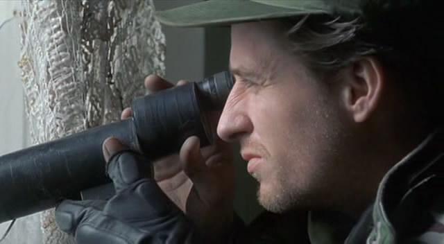 Кадр из фильма Снайперы / Shot Through the Heart (1998)