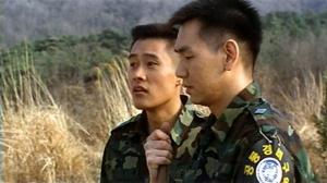 Кадры из фильма Объединенная зона безопасности / Gongdonggyeongbiguyeok JSA (2001)