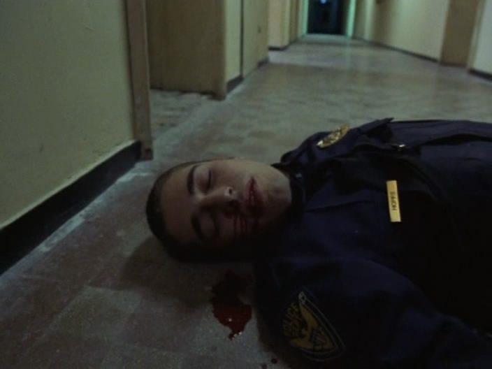 Кадр из фильма Лабиринты тьмы / Dark Asylum (2001)
