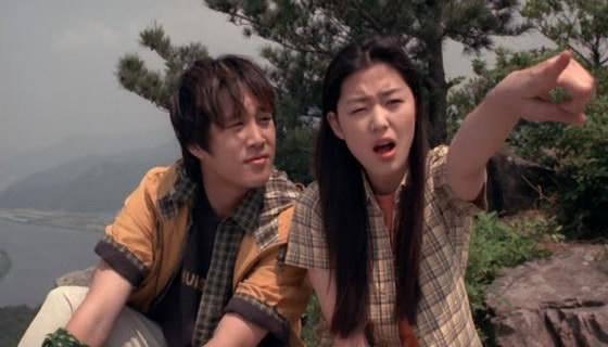 Кадр из фильма Дрянная девчонка / Yeopgijeogin geunyeo (2001)