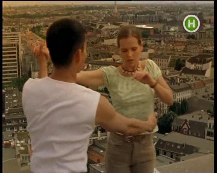 Кадр из фильма Королева сальсы / Die Salsaprinzessin (2001)