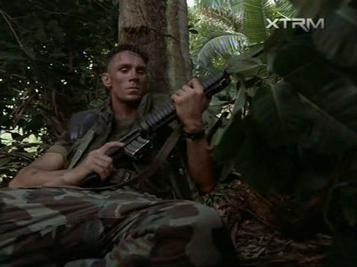 Кадр из фильма Наёмник 2 / Mercenary II: Thick & Thin (1999)