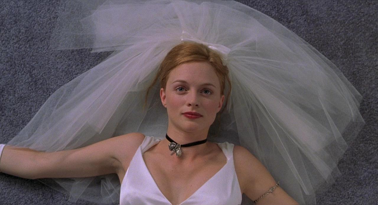 Кадр из фильма Безумно верная жена / Committed (2000)