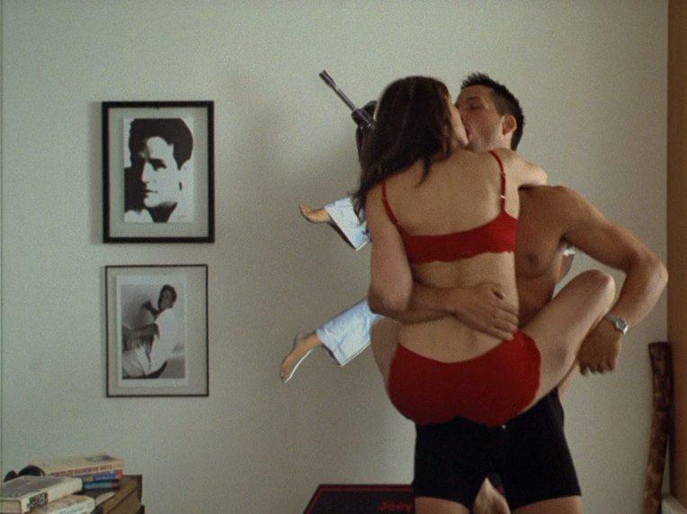 Кадр из фильма Любовь и секс / Love & Sex (2000)