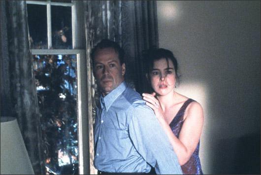 Кадр из фильма Шестое чувство / The Sixth Sense (2000)
