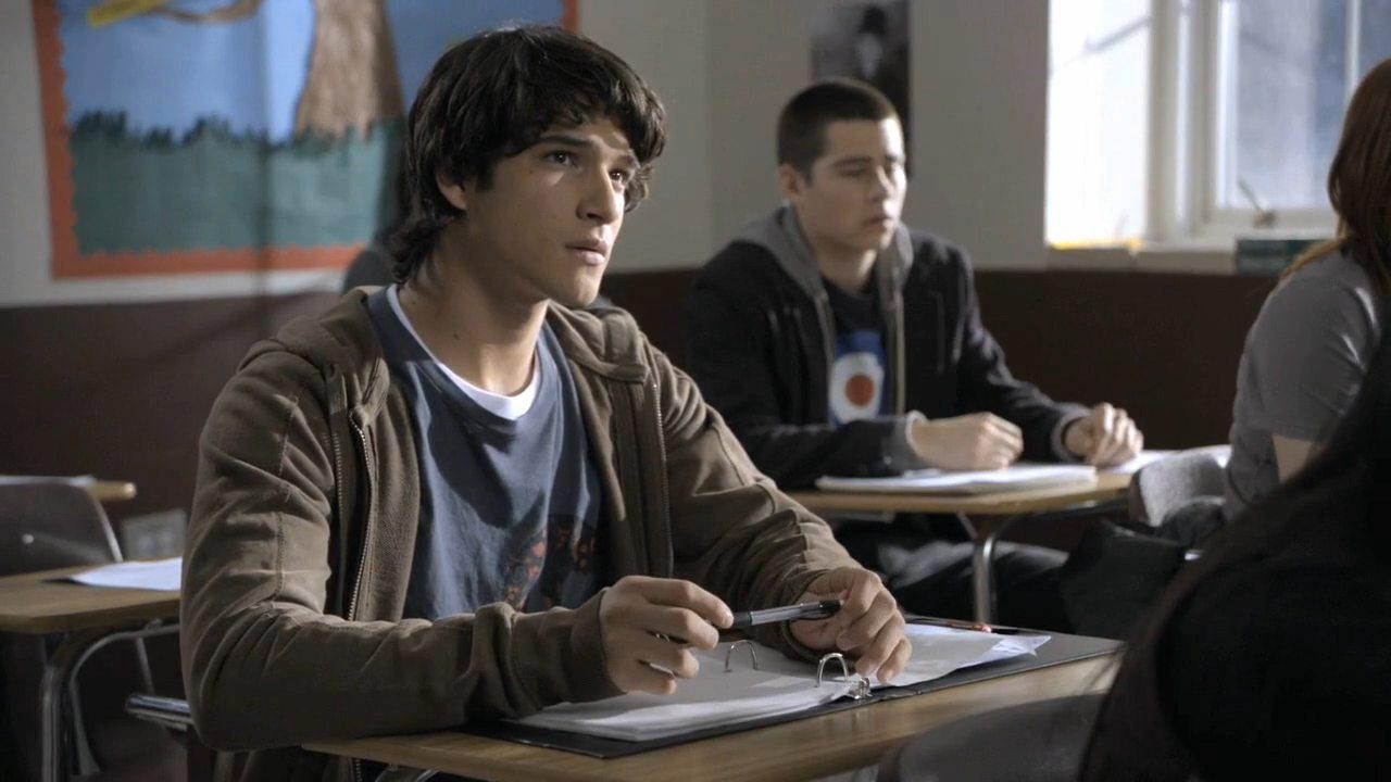 Кадр из фильма Волчонок / Teen Wolf (2011)