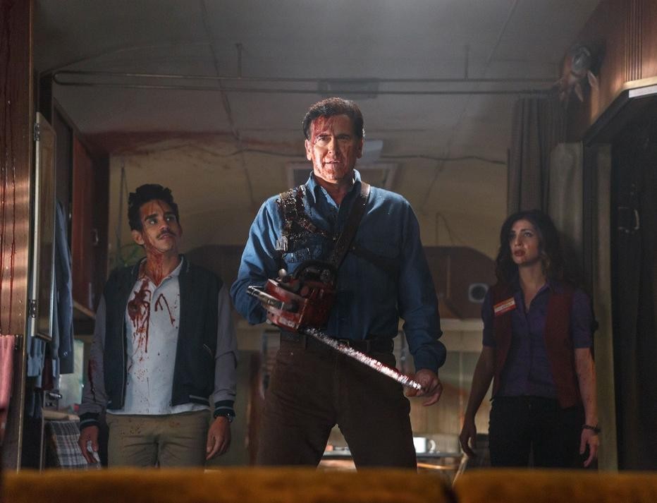 Кадр из фильма Эш против Зловещих мертвецов / Ash vs Evil Dead (2015)