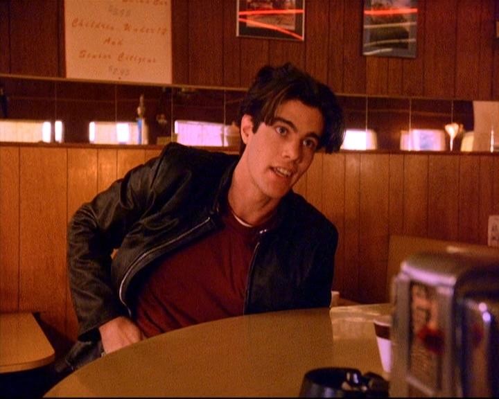 Кадр из фильма Твин Пикс / Twin Peaks (1990)