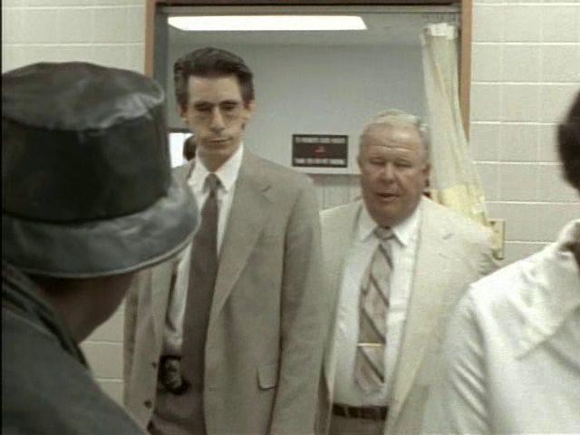Кадр из фильма Убойный отдел: Жизнь на улице / Homicide: Life on the Street (1993)