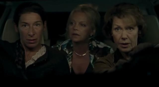 Кадр из фильма Четыре женщины и одни похороны / Vier Frauen und ein Todesfall (2005)