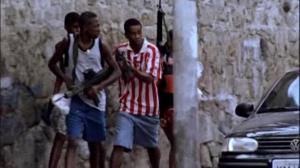 Кадры из фильма Город мужчин / Cidade dos Homens (2002)