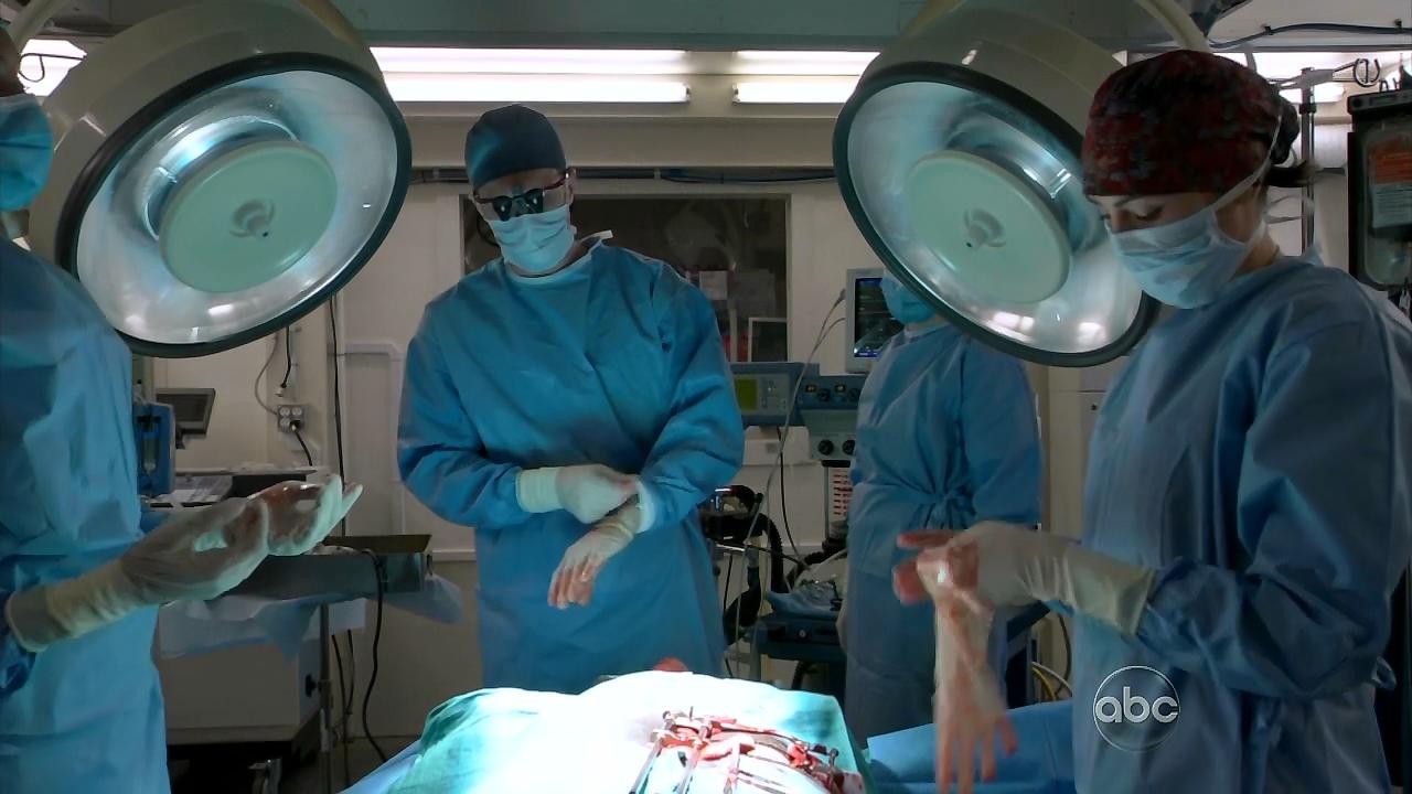 Кадр из фильма Военный госпиталь / Combat Hospital (2011)