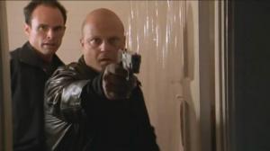Кадры из фильма Щит / The Shield (2002)
