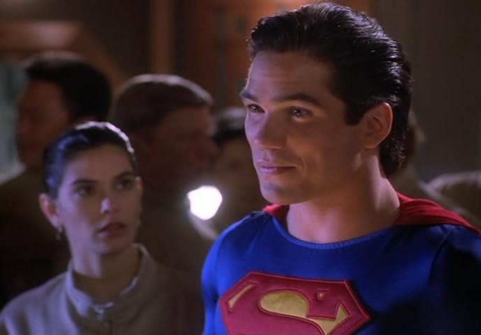 Кадр из фильма Лоис и Кларк: Новые приключения Супермена / Lois & Clark: The New Adventures of Superman (1993)