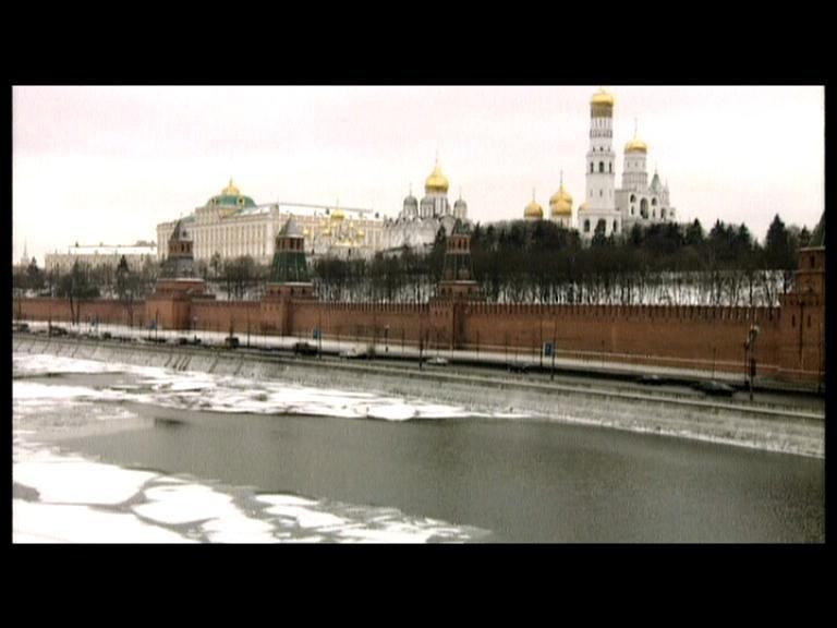 Кадр из фильма Параллельно любви / 0+ (2004)