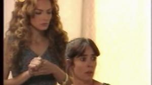 Кадры из фильма Женщина с ароматом кофе / Cuando seas mia (2001)