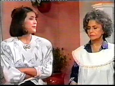 Кадр из фильма Просто Мария / Simplemente María (1989)