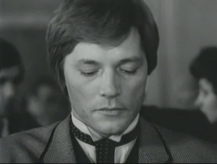 Кадр из фильма Рожденная революцией (1974)