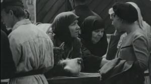 Кадры из фильма Рожденная революцией (1974)