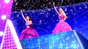 Кадры из фильма Барби: Принцесса и поп-звезда / Barbie: The Princess &amp; The Popstar (2012)