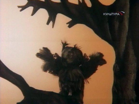 Кадр из фильма Сова (1987)