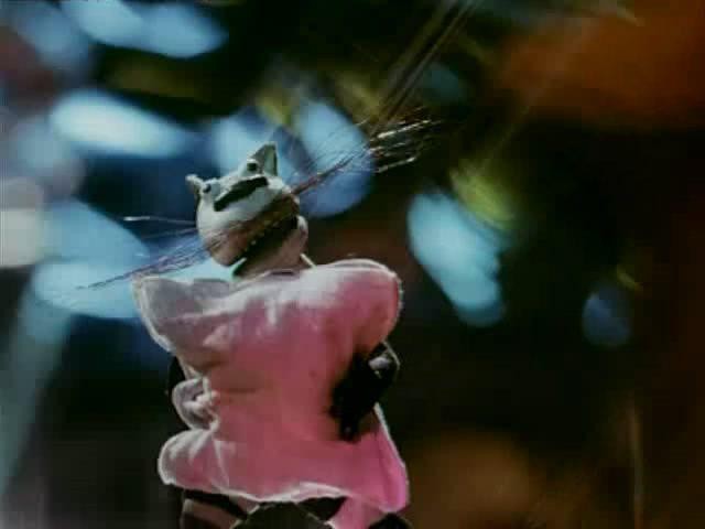 Кадр из фильма Летели два верблюда (1988)