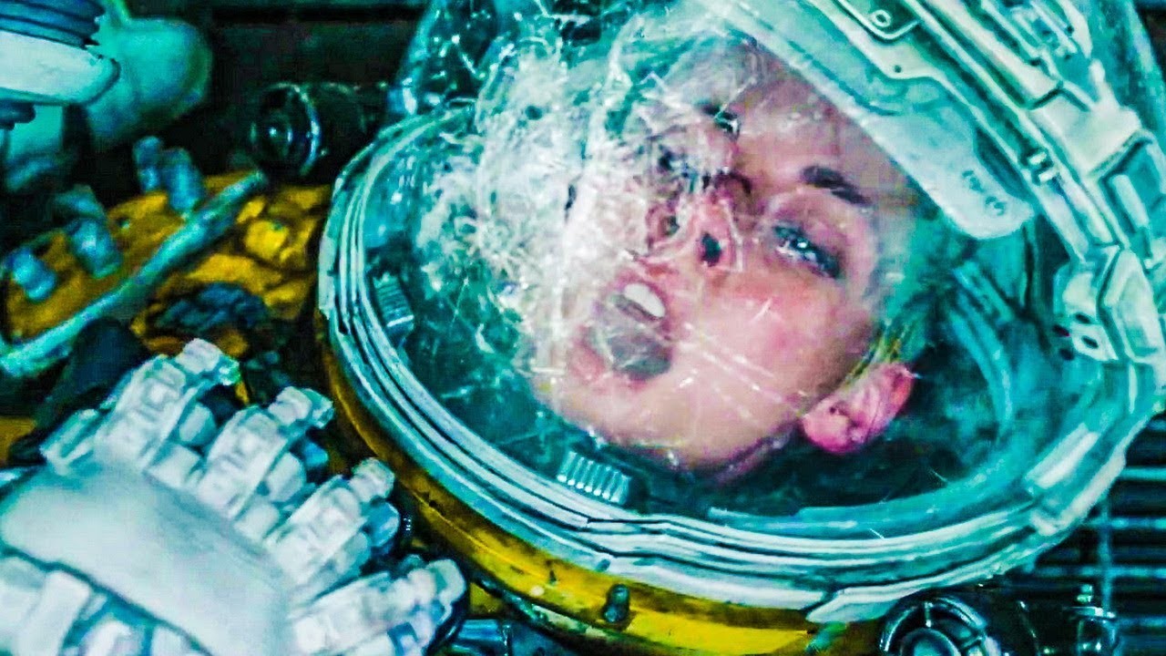 Кадр из фильма Под водой / Underwater (2020)