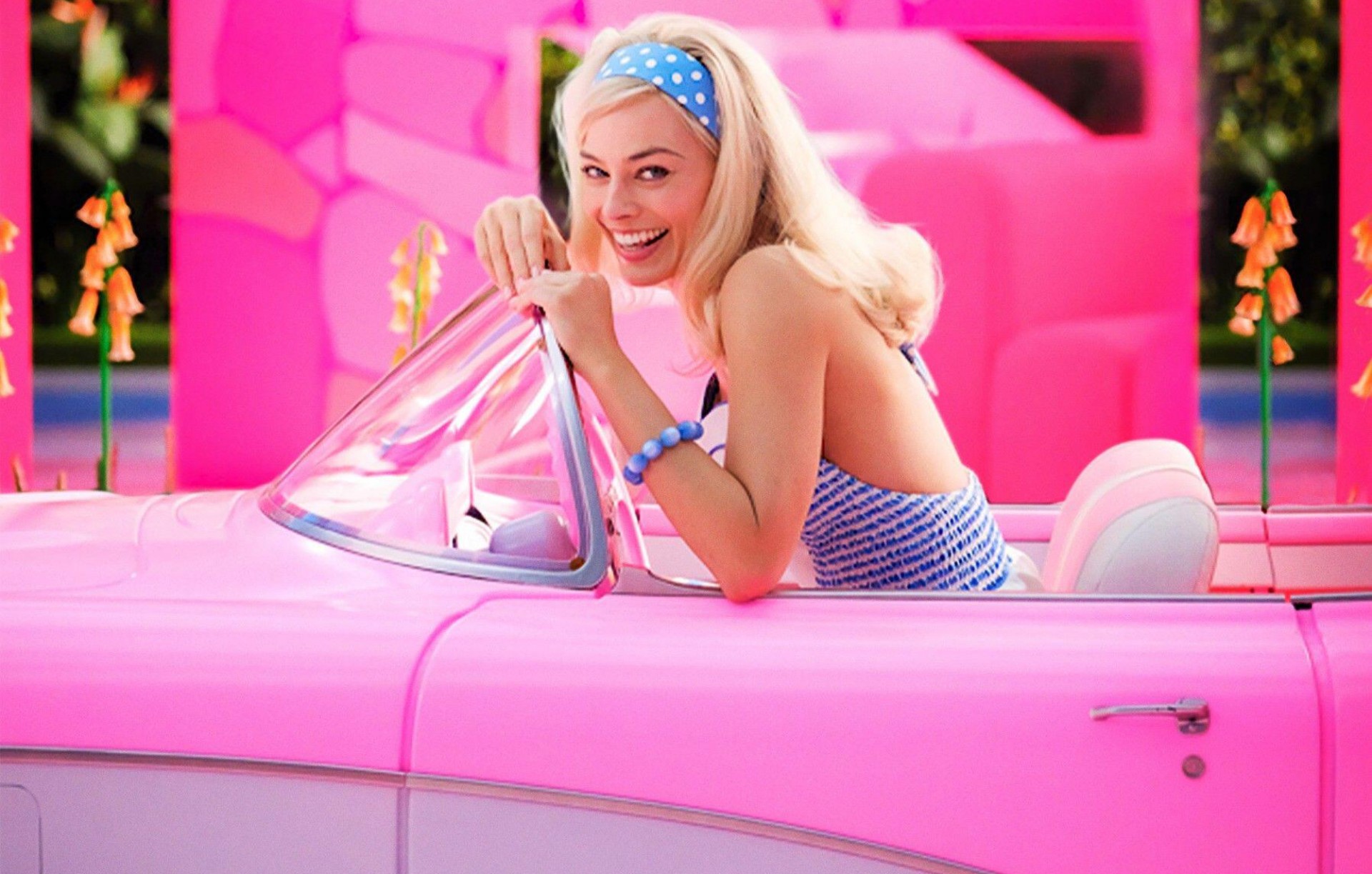 Кадр из фильма Барби / Barbie (2023)