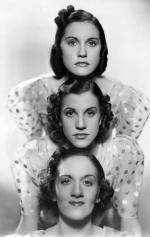 фото The Andrews Sisters